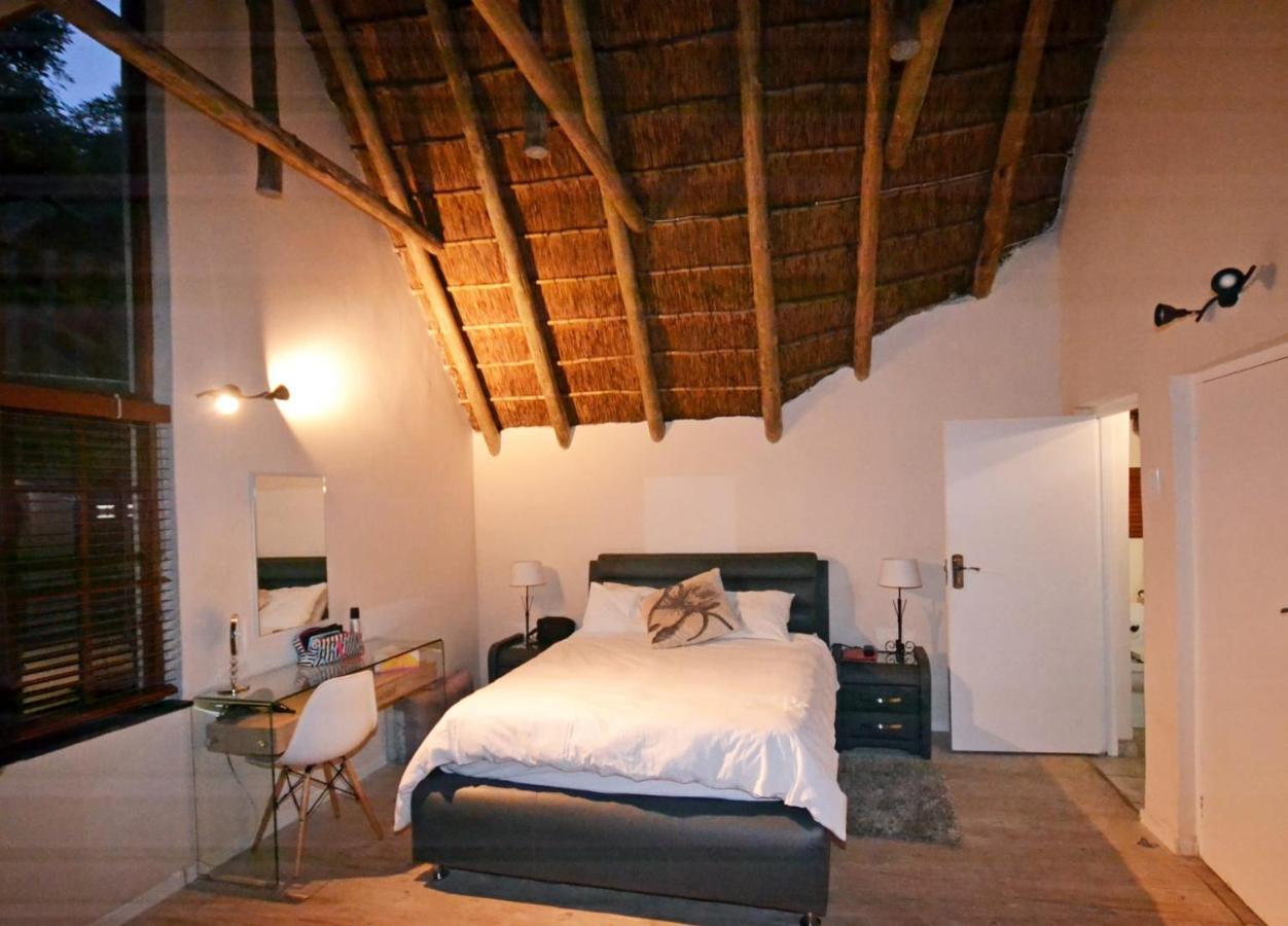 Cozy Kosmos Bed & Breakfast Hartbeespoort Exterior photo