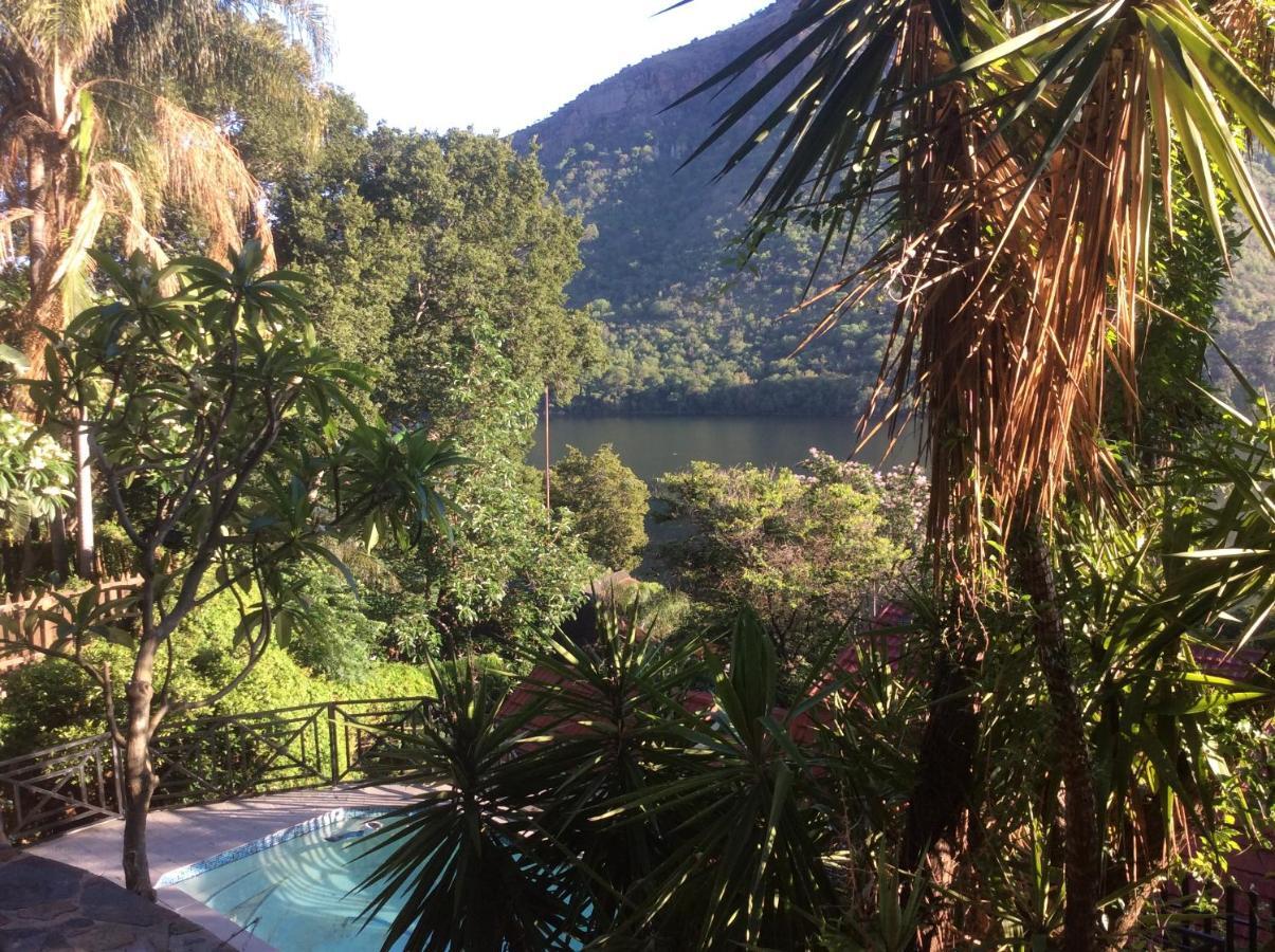 Cozy Kosmos Bed & Breakfast Hartbeespoort Exterior photo