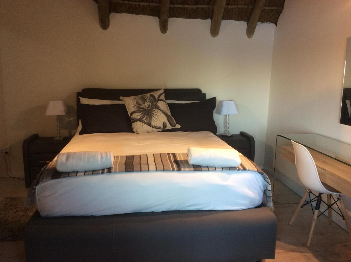 Cozy Kosmos Bed & Breakfast Hartbeespoort Exterior photo