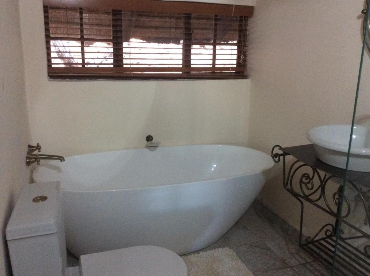 Cozy Kosmos Bed & Breakfast Hartbeespoort Exterior photo