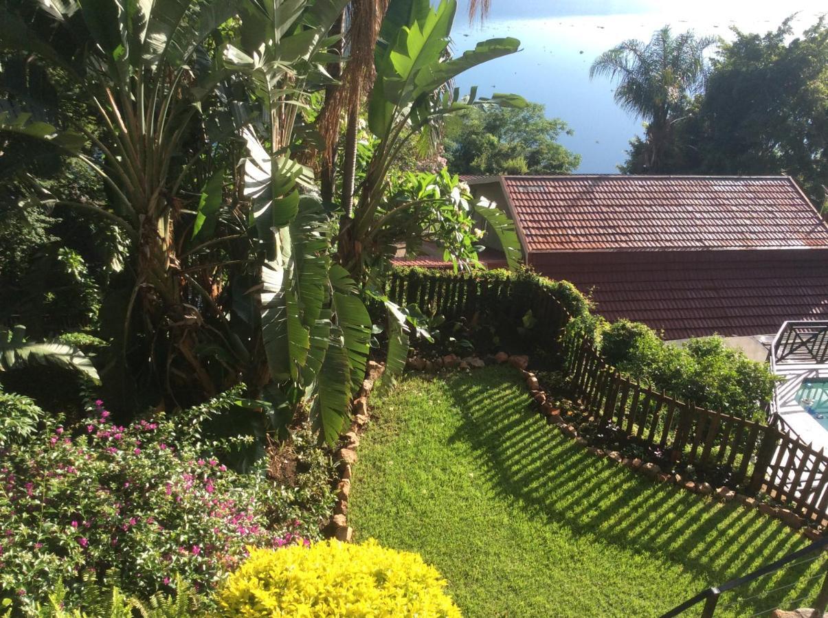 Cozy Kosmos Bed & Breakfast Hartbeespoort Exterior photo