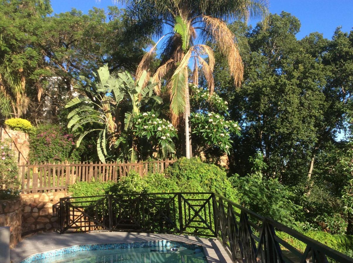 Cozy Kosmos Bed & Breakfast Hartbeespoort Exterior photo